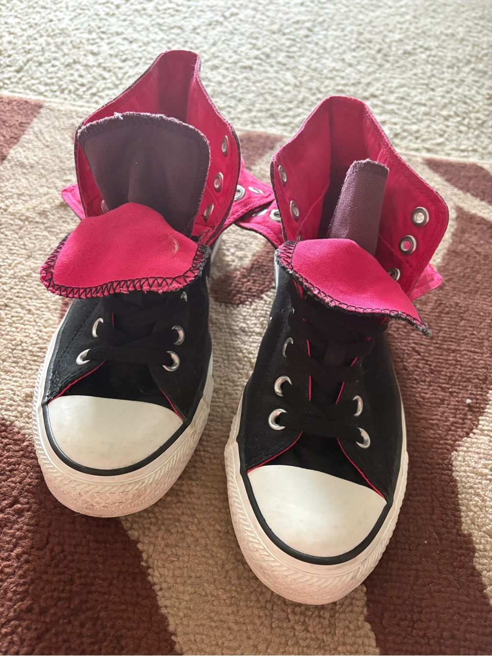 Converse High Top Sneakers in Black with pink Accents - Picture 12 of 12